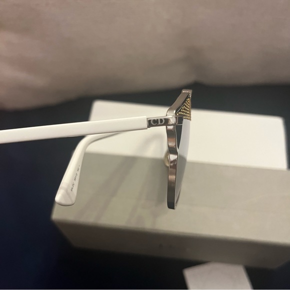 Dior SoReal Sunglasses - Picture 2 of 5